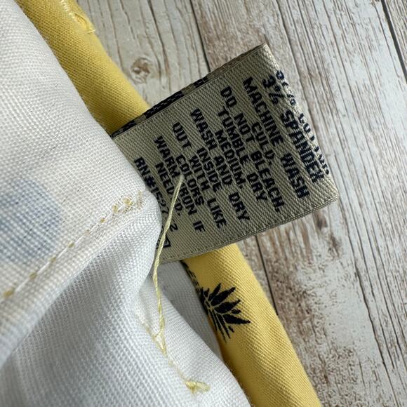 Hudson & Barrow NWT Chino Shorts Mens sz 30 Yellow W/ Pineapple print Stretch - Picture 6 of 6